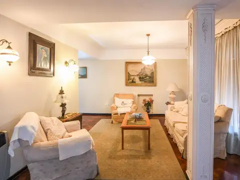 Departamento en Venta de 6 ambientes