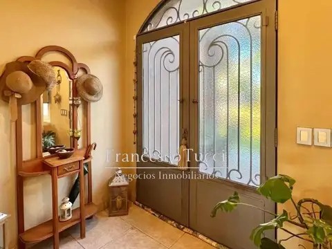 Casa en Venta al Este