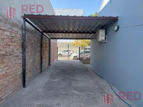 Casa 5 ambientes con 1 baño