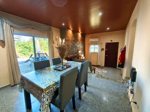 Casa 4 ambientes con 1 baño