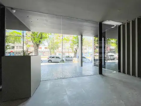 Oficina en Olivos-Maipu/Uzal