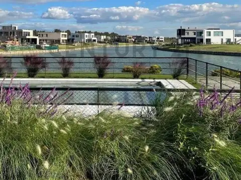 Terreno en Venta 13  mts Frente