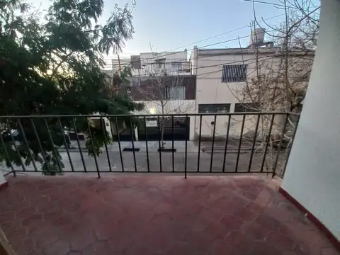 Las Azucenas 100