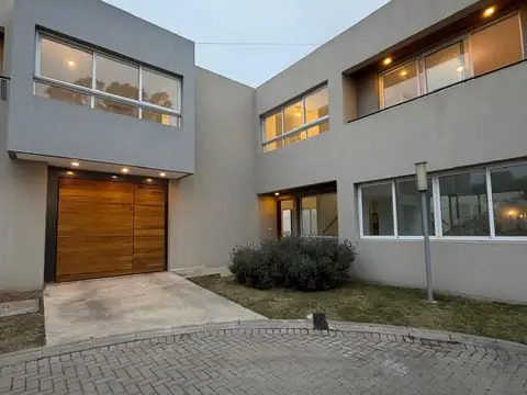 ALQUILER CASA 3 DORMITORIOS VILLA BELGRANO CORDOBA