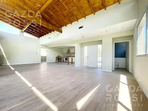 Casa con pileta a estrenar en Lomas Athletic Club Ezeiza