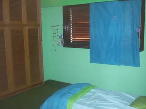 Chalet 7 Ambientes C/ Piscina Y Quincho