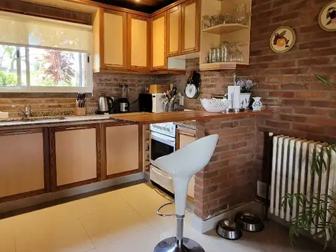 CASA ESTILO INGLES FRENTE A PLAYA