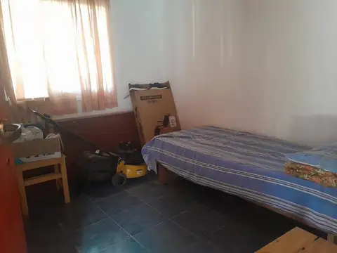 Calle pública S/N 100