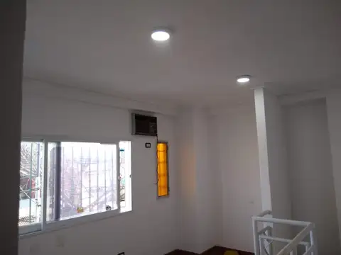 Galpon en Alquiler 28  mts Fondo