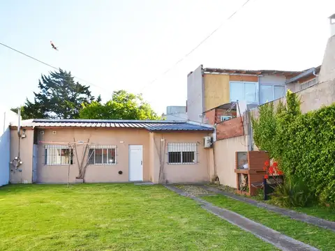 VENTA CASA 2 AMBIENTES PARQUE APTO CREDITO MOGOTES