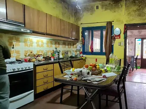 Casa en Venta con 1 cochera