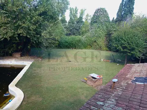 TIPO CASA QUINTA  6 AMB 3 BAÑOS  C/PILETA LOTE 1600 METROS
