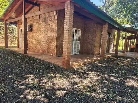 Casa con Hermoso Parque de 3 Dormitorios