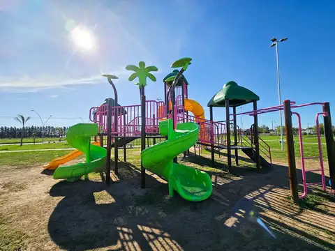 Terreno en Venta 30  mts Fondo