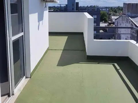 Monoambiente con terraza en San Fernando