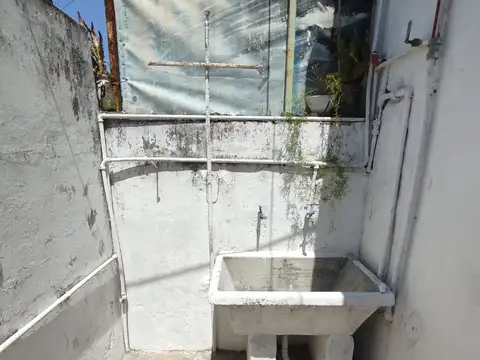 Depto Tipo Casa en Alquiler de 2 ambientes