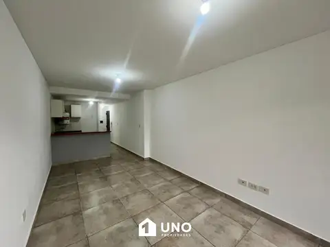 Departamento en Alquiler en Centro, $ 300.000