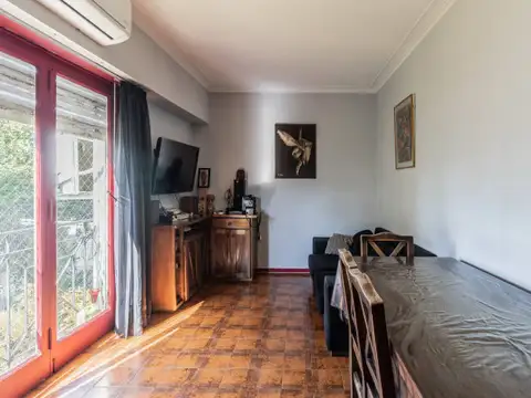 DEPARTAMENTO . FRENTE . BALCON