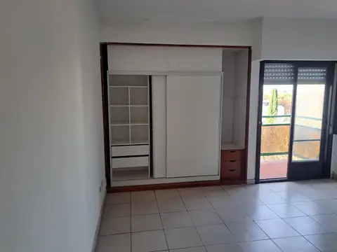 Departamento en Alquiler en General San Martin, $ 450.000