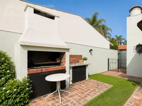 Casa en Alquiler al Sureste