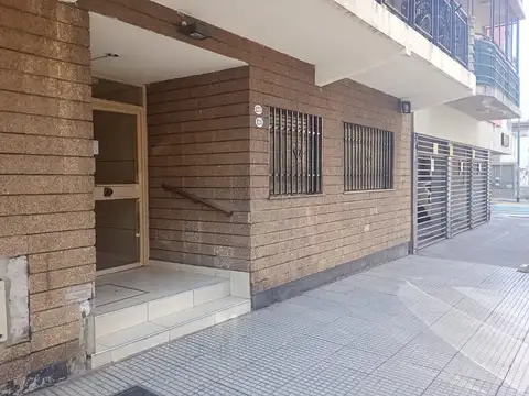 2 AMB -PEQUEÑO PATIO - 