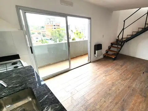 Departamento en Alquiler en Villa Bosch, $ 550.000