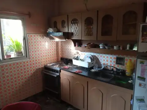 Casa 3 ambientes con 1 baño