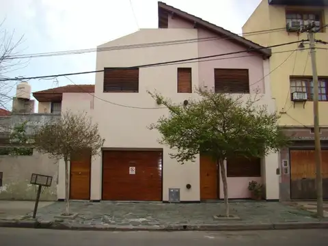 Venta casa 5 ambientes, escucho ofertas!