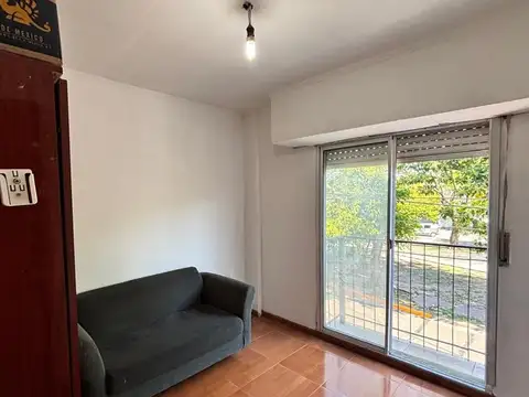 Depto Tipo Casa en Venta en Villa Dominico, USD 75.000