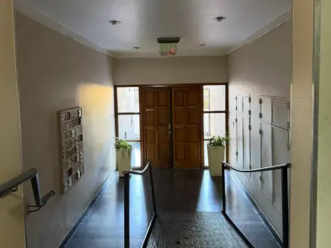 Departamento 5 ambientes con 2 baños