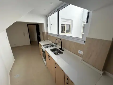 PH 4 AMBIENTES CON TERRAZA RECICLADO BARRACAS VENTA