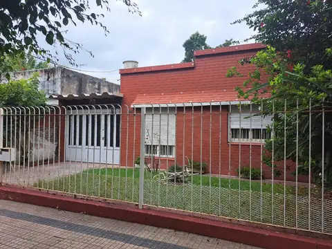 Calle 59 entre 30 y 31 1768