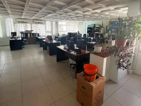 Oficina en venta - 250 m2 - Monserrat Centro EXCELENTE ESTADO