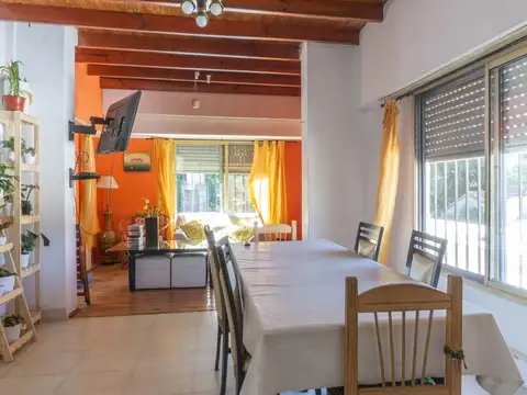 Depto Tipo Casa en Venta de 4 ambientes