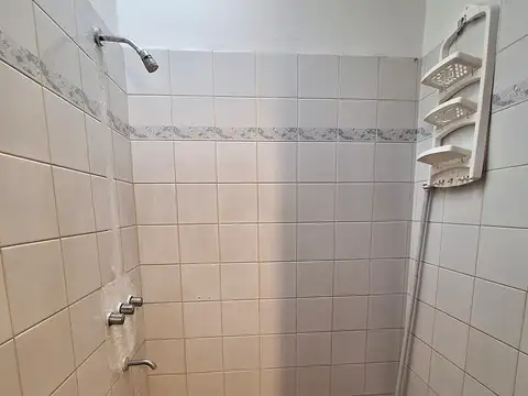 Beruti 800, Piso 1