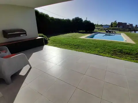 Campos de La Enriqueta, Ruta 2 y Calle 90