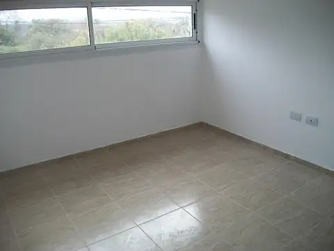 Casa en Alquiler en Villa Camiares, $ 650.000