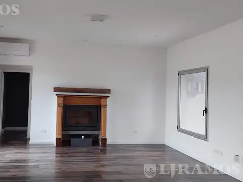 Casa en Alquiler en San Sebastián, USD 900