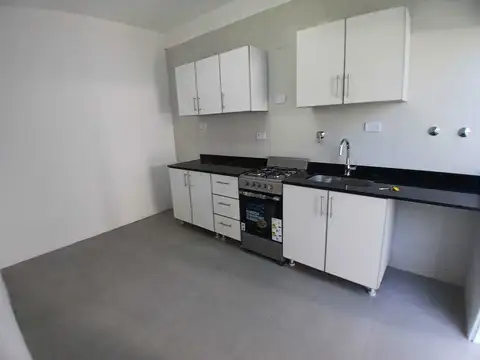Casa en Venta en Munro-Este, USD 138.000