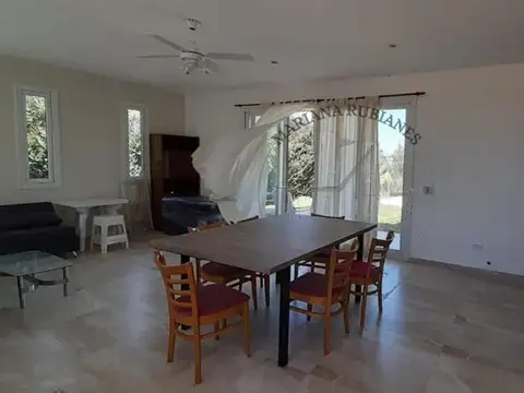 Casa en Venta en El Cantón - Barrio Islas, USD 399.000