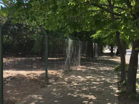 EXCELENTE FRACCION UBICADA EN COLECTORA AUTOPISTA DEL OESTE 