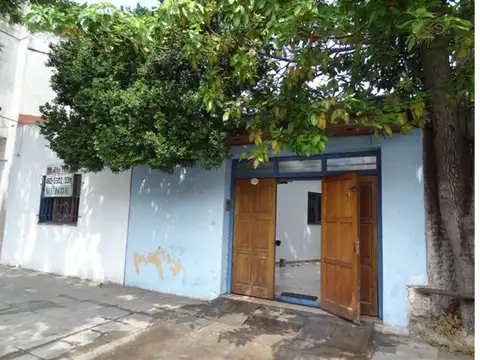 Casa 2 ambientes con 1 baño