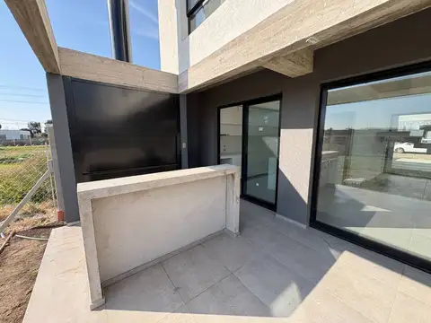 CASA EN VENTA EN GORINA A ESTRENAR