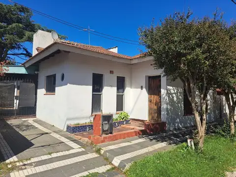 CASA 5 AMBIENTES EN VENTA EN ALEJANDRO KORN