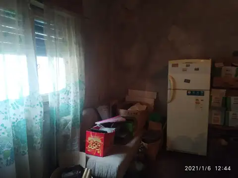 Casa 3 ambientes con 1 baño