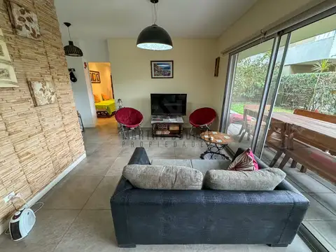 Departamento 3 ambientes con 2 baños