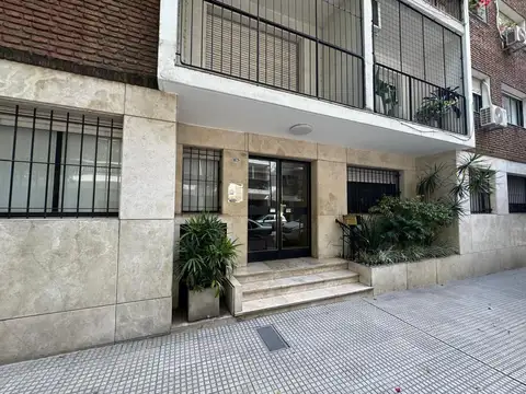 Departamento 3 Ambientes con Balcón