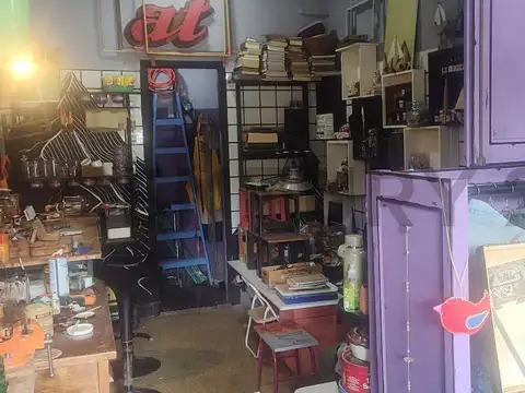 Venta Local con sótano villa Urquiza