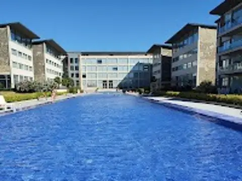 Departamento en Alquiler con 2 cocheras
