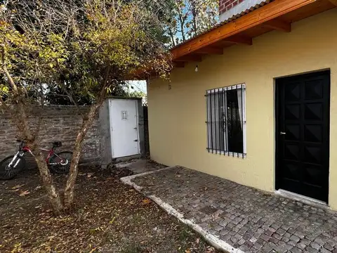 Calle 134 entre 30 y 31, Berazategui 3000